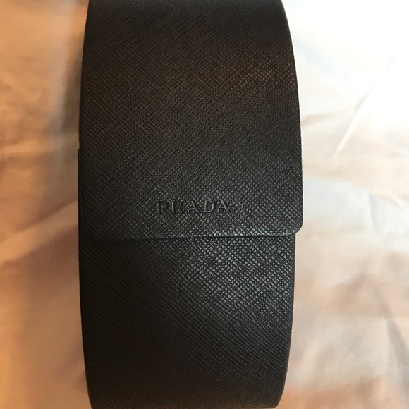Accessories - Prada 🕶  sunglasses case